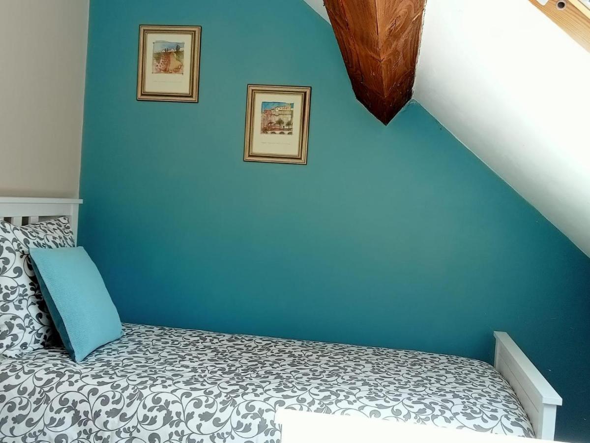Libellule Bed and Breakfast Coussac-Bonneval Exteriör bild