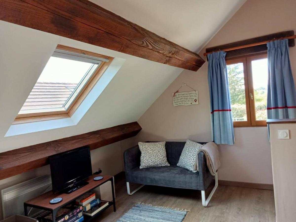Libellule Bed and Breakfast Coussac-Bonneval Exteriör bild