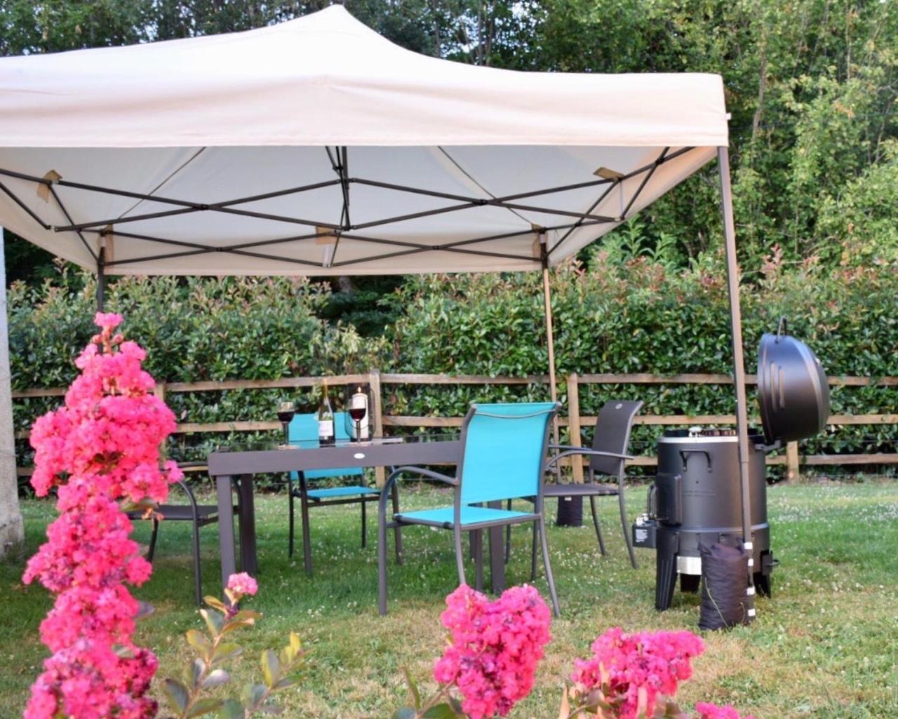 Libellule Bed and Breakfast Coussac-Bonneval Exteriör bild